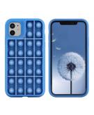 iMoshion Pop It Fidget Toy - Pop It hoesje voor de iPhone 11 - Donkerblauw